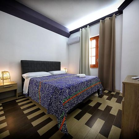 Fiore Di Mandorla Avola Buitenkant foto